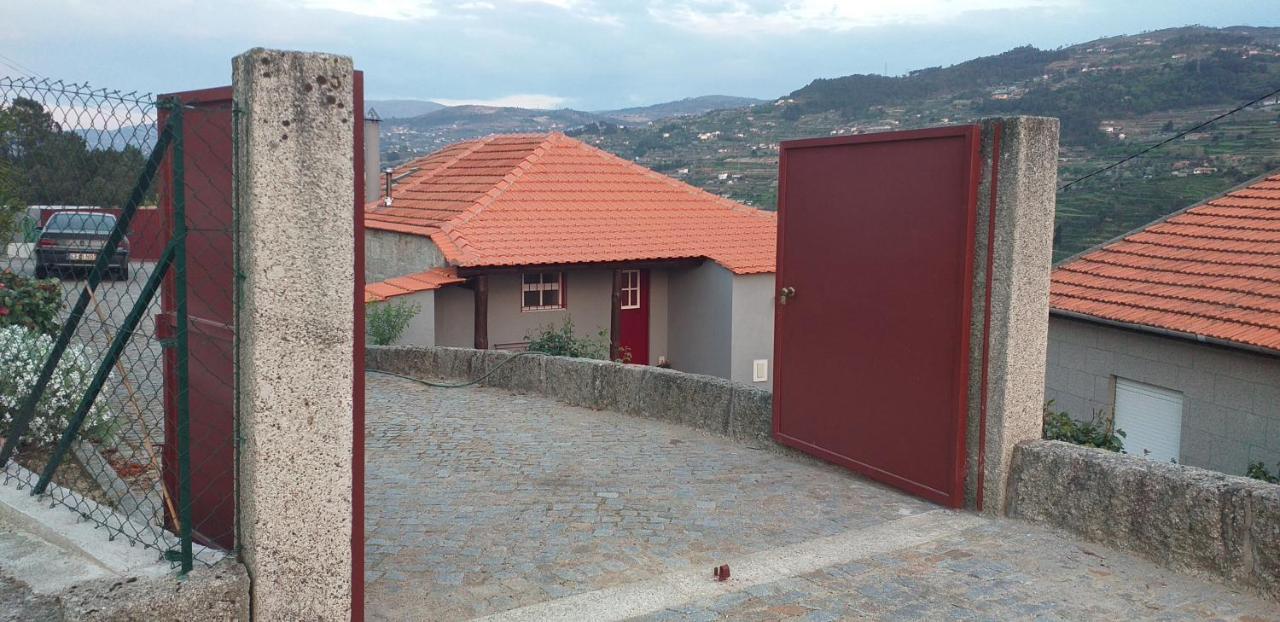 فيلا Casas Do Casinhoto - Casa Com Vista Douro Baião المظهر الخارجي الصورة